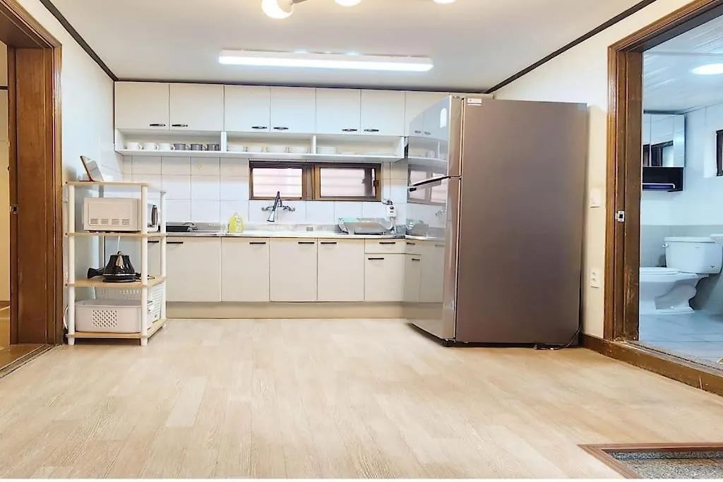 Hongdae Yeontral Park Exit7 K-7 Apartamento Seul
