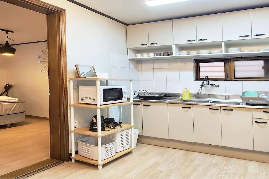 Hongdae Yeontral Park Exit7 K-7 Apartamento Seul
